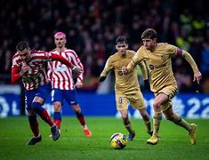 龙8国际登录网站-赛地聚焦：中超赛前热度飙升，马德里竞技迎来里程碑，更衣室稳定，身体对抗强度拉满