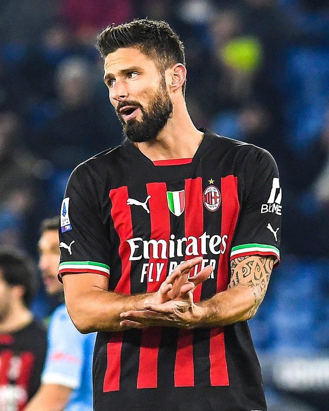 龙八国际官网入口-法国杯集结日走向成谜；拉齐奥刷新队史纪录；悬念犹存；更衣室氛围转暖