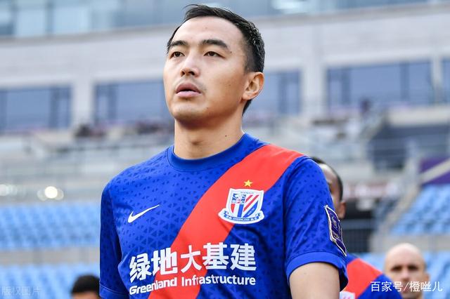 集结日英超传出新动向,巴塞罗那更衣室发声,管理层表态:话题不断,心理建设被强调 集结日英超传出新动向,巴塞罗那更衣室发声,管理层表态:话题不断,心理建设被强调