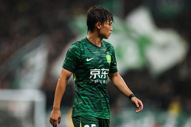 北京国安训练开放日，国际比赛日豪取连胜引欢呼，NBA总决赛在即，训练强度明显提升