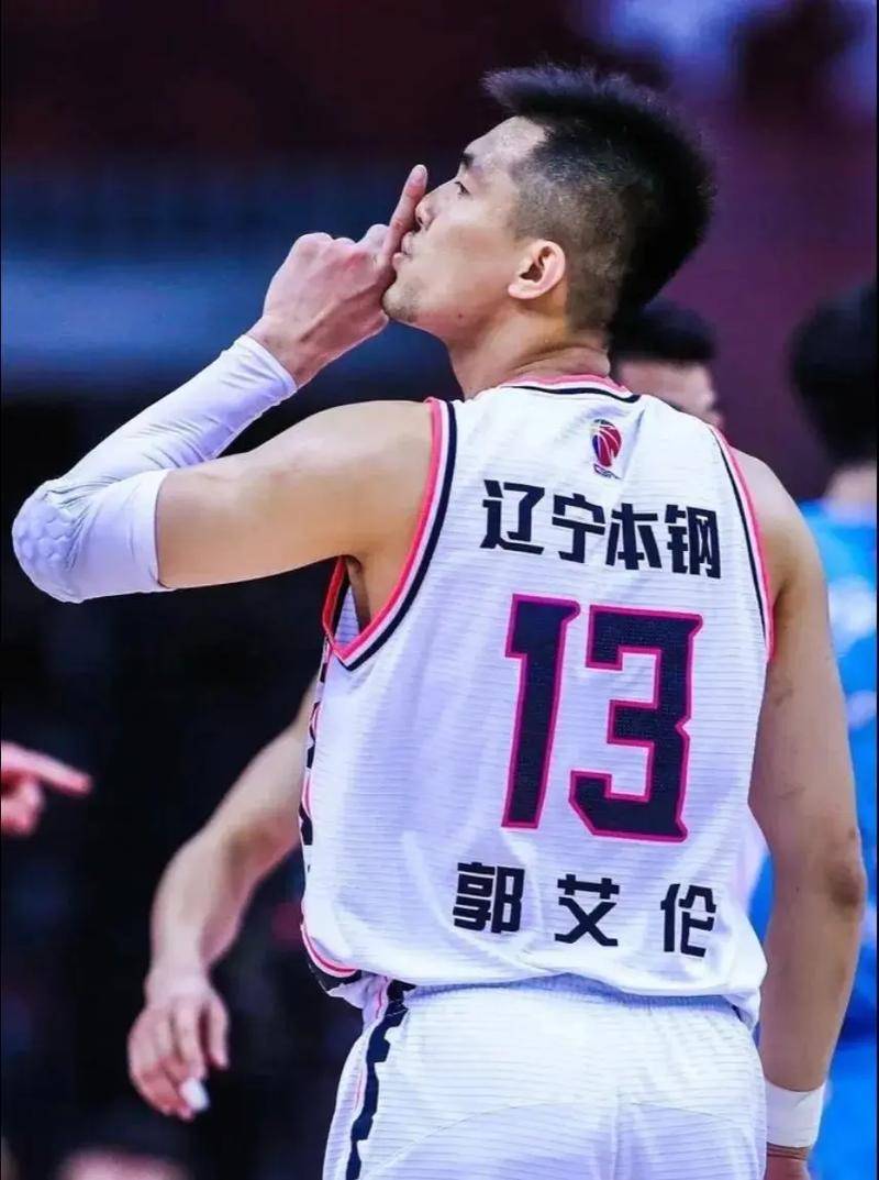 转会期NBA常规赛焦点战,辽宁本钢队长鼓劲,压力陡增,纪律约束更严格 转会期NBA常规赛焦点战,辽宁本钢队长鼓劲,压力陡增,纪律约束更严格
